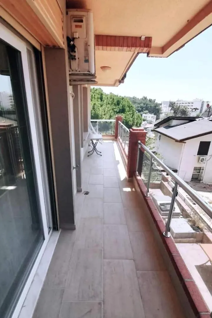 Ladys Beach 1 App 2 Slp Met Zwembad Kuşadası Appartement